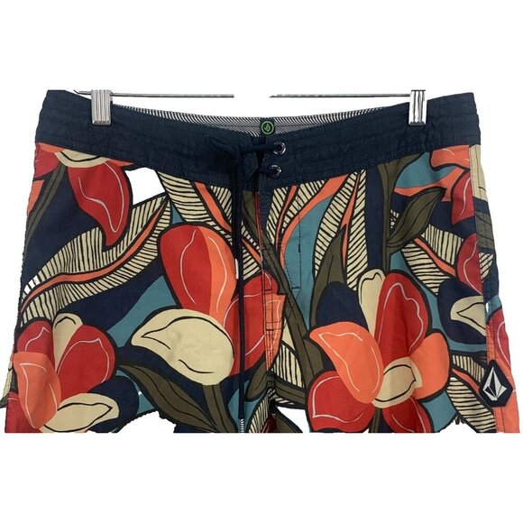 Volcom Mens Red Blue Floral Board Swim Shorts Surf Size 31 Vacation Tropical EUC - Picture 2 of 8